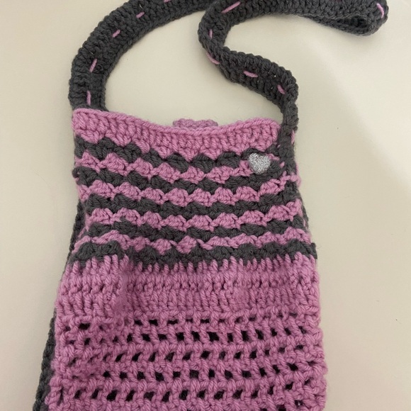Handmade Crochet bags. 100 %. Authentic designs done by grandma - Picture 8 of 8